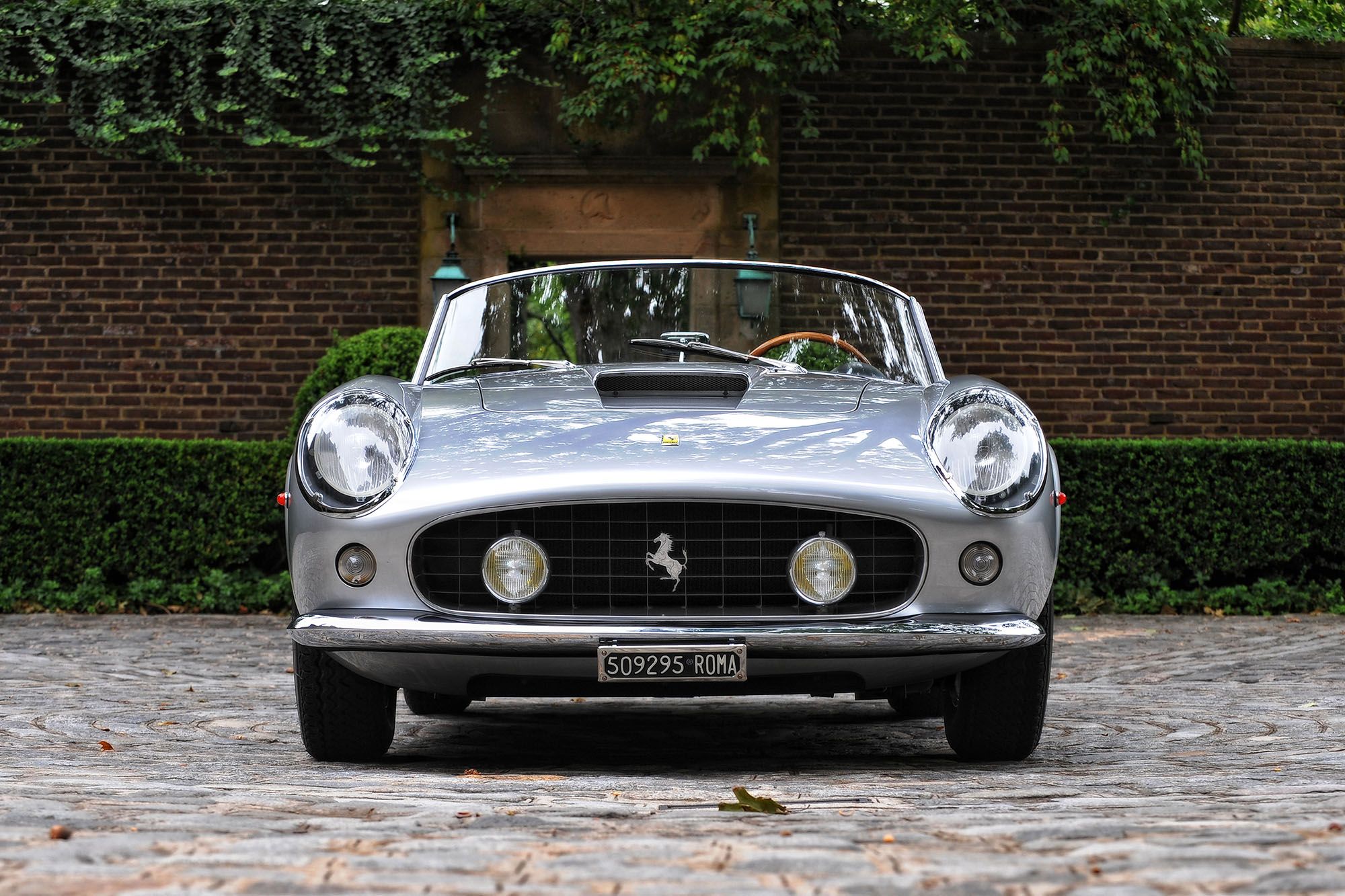 Ferrari 250 California